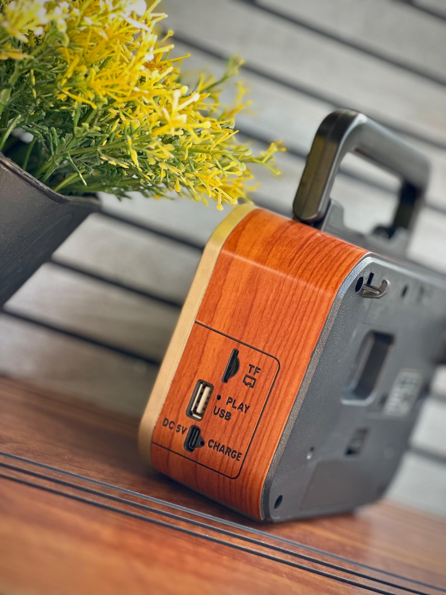 MZ Series Retro Radio Speaker (S666)